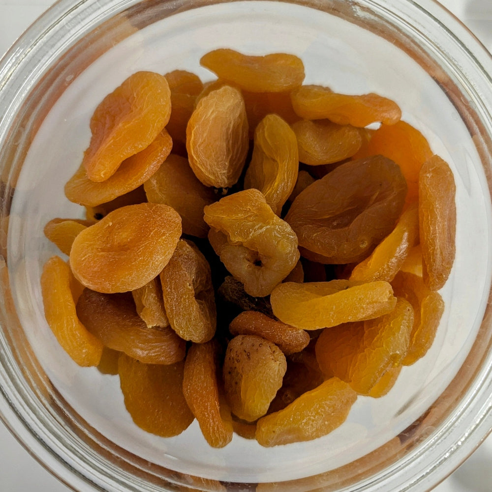 Dehydrated apricots